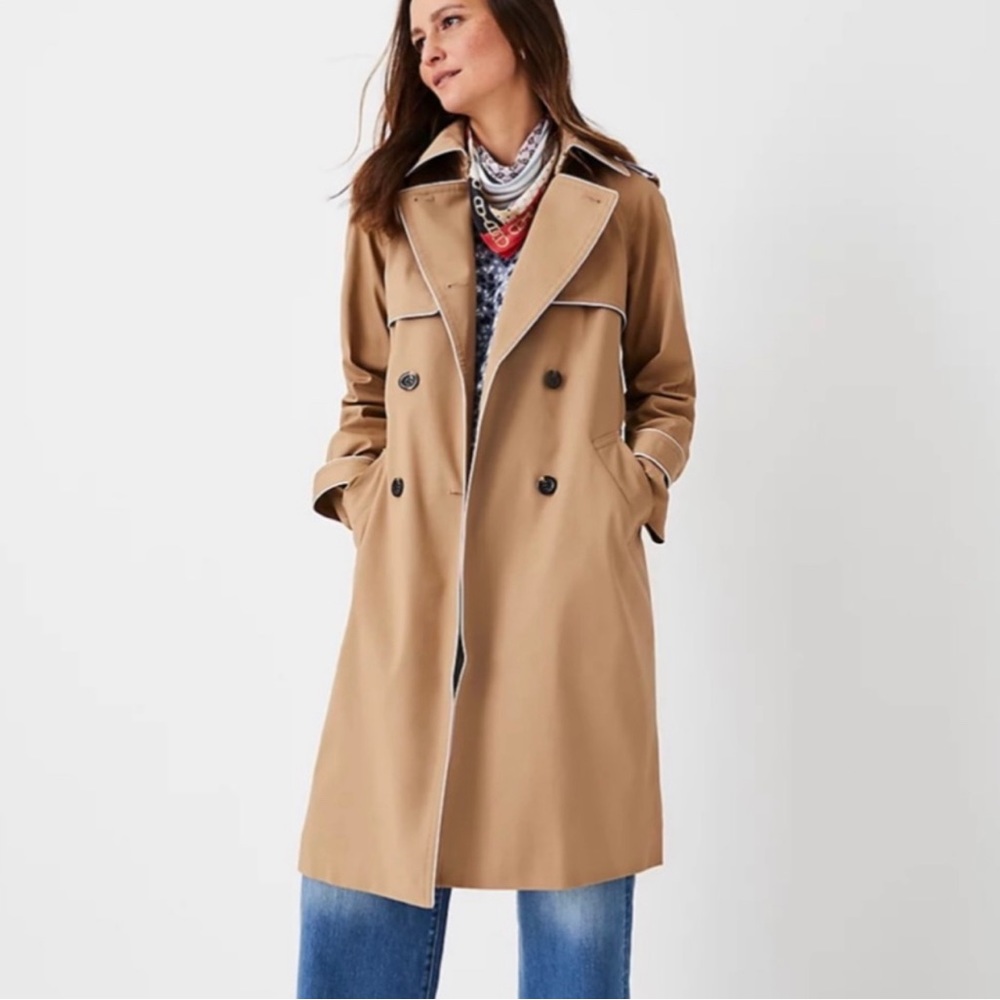 NWOT ANN TAYLOR TRENCH COAT